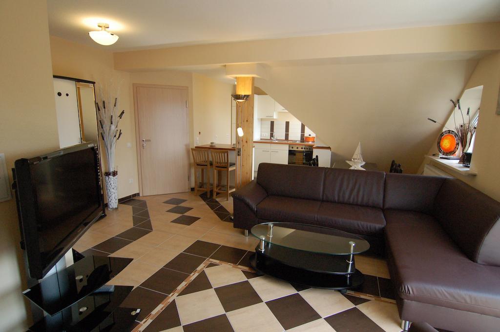 Nanis Hotel & Appartements Steinhude Zimmer foto